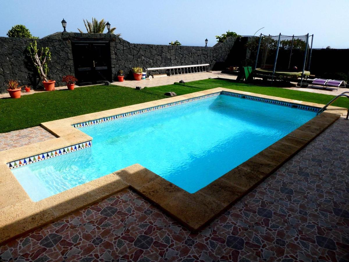 Apartamento Los Llanitos En La Asomada Tias Bagian luar foto