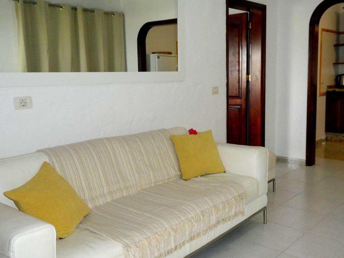 Apartamento Los Llanitos En La Asomada Tias Bagian luar foto