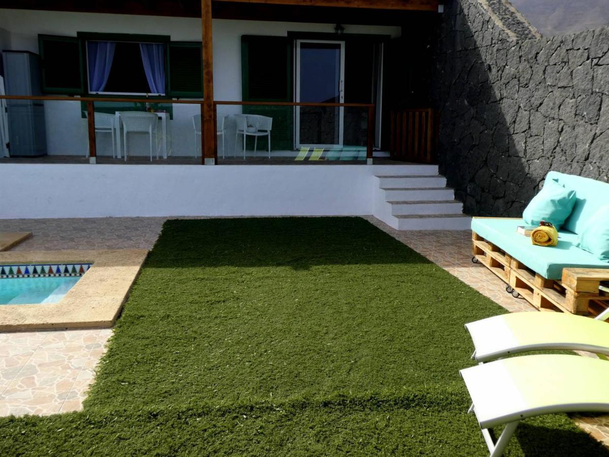 Apartamento Los Llanitos En La Asomada Tias Bagian luar foto